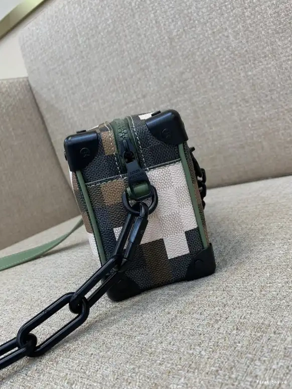 First bag ru TRUNK LOUIS VUITTON SOFT MINI 0414